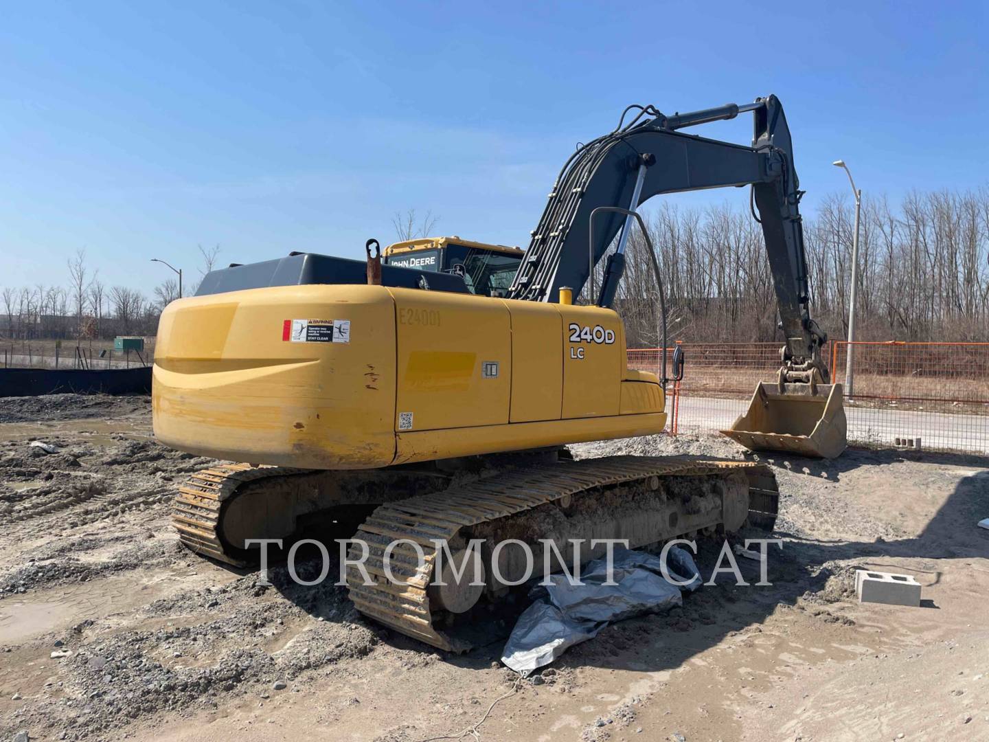 2011 John Deere 240DLC Excavator