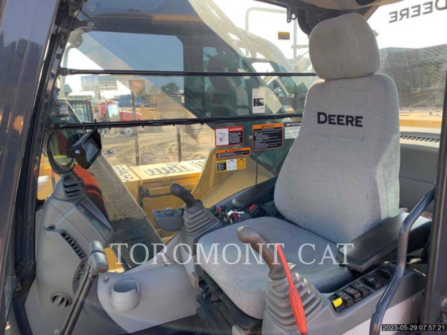 2019 John Deere 470G Excavator