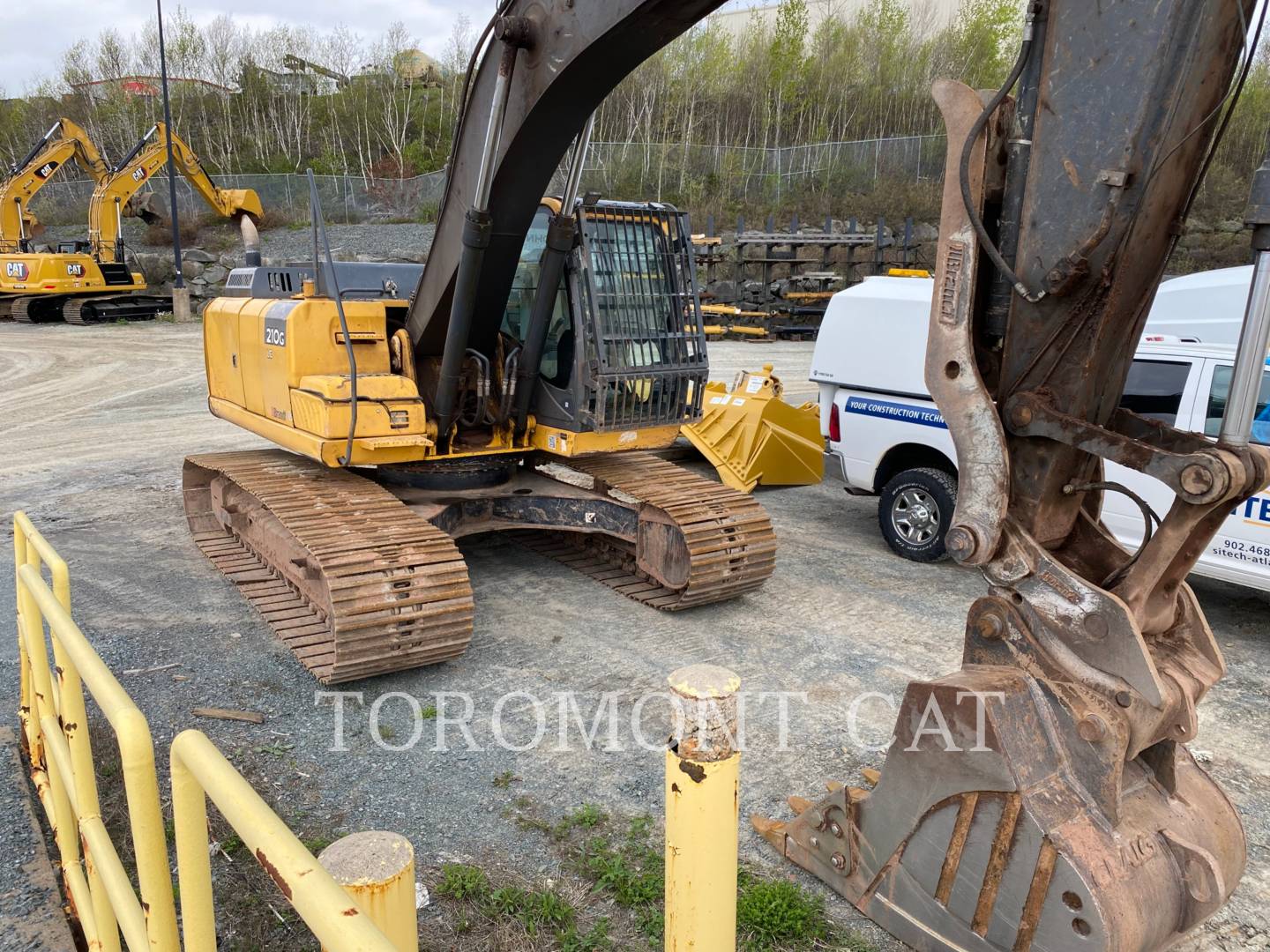 2014 John Deere 210GLC Excavator