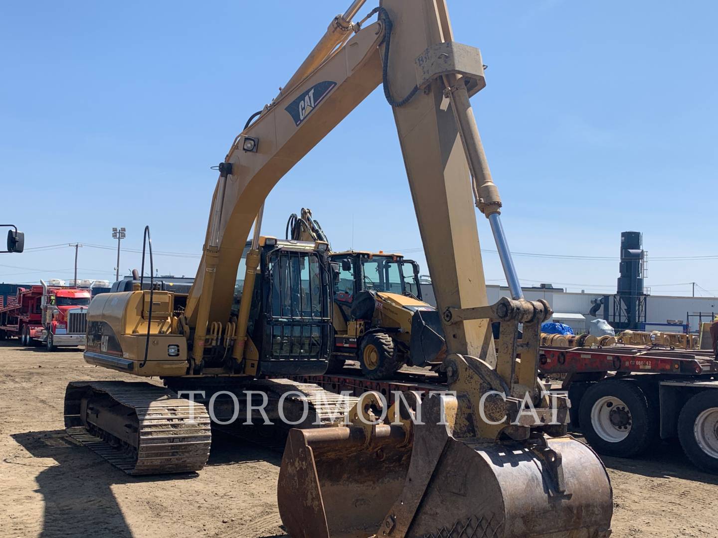 2005 Caterpillar 318C LS Excavator