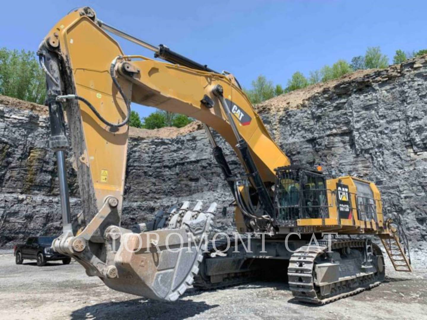 2021 Caterpillar 6015B Excavator