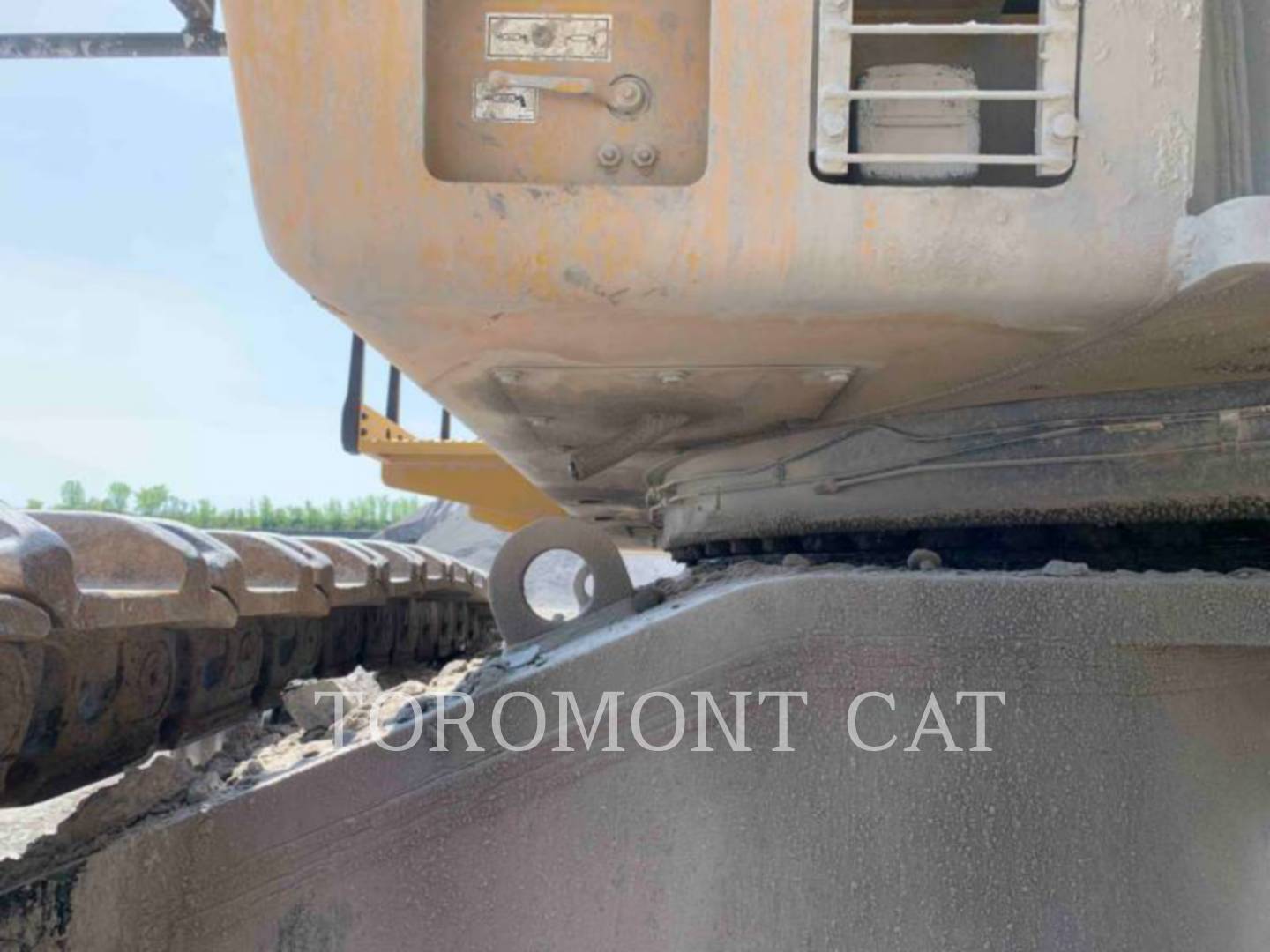 2021 Caterpillar 6015B Excavator