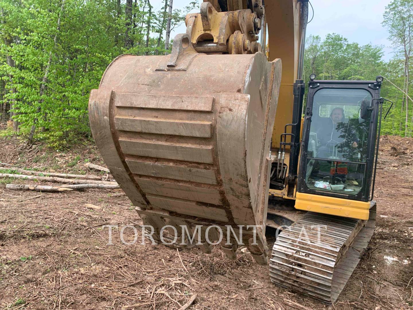 2019 Caterpillar 325FL Excavator