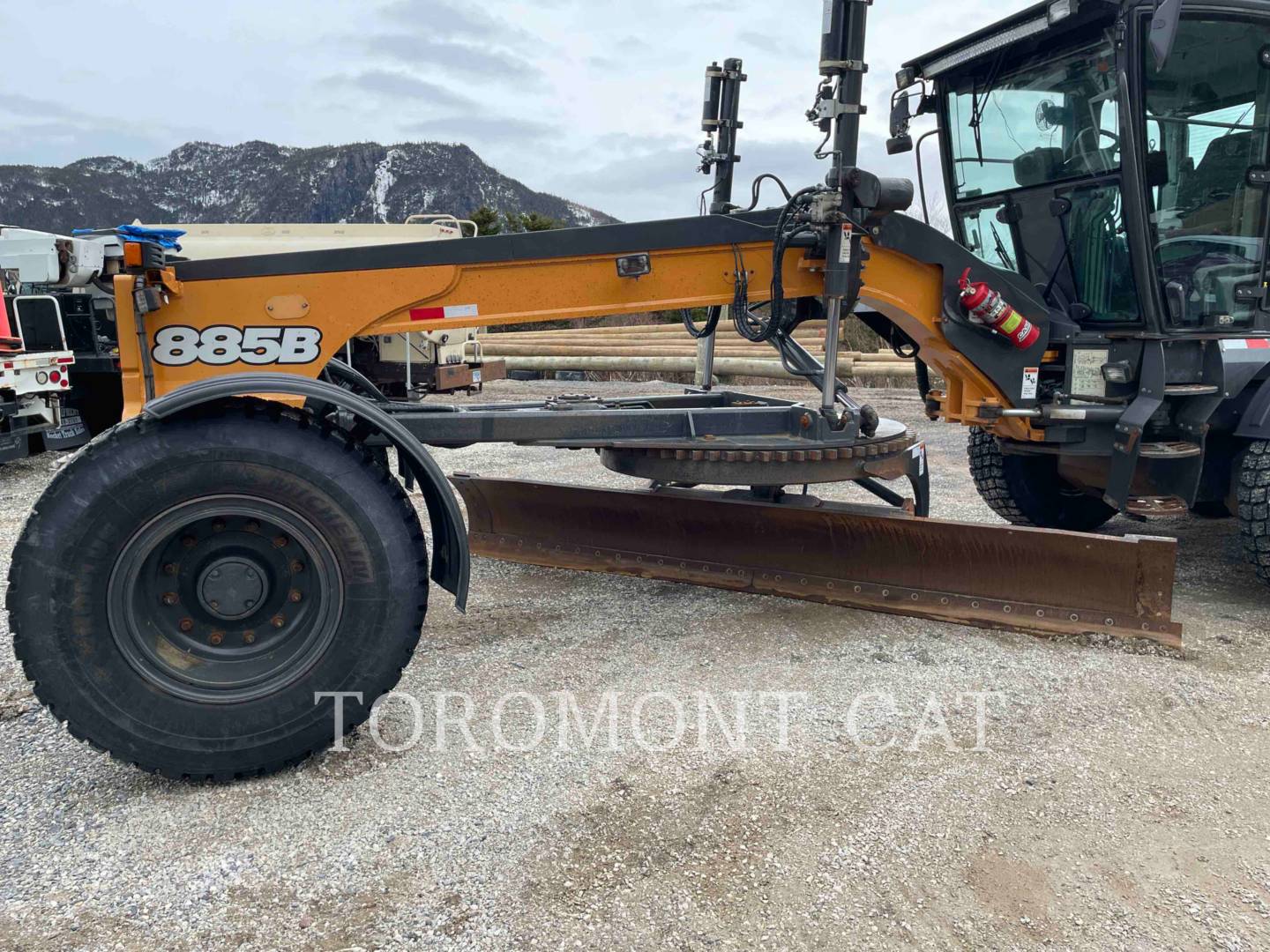 2017 Case 885B Grader - Road