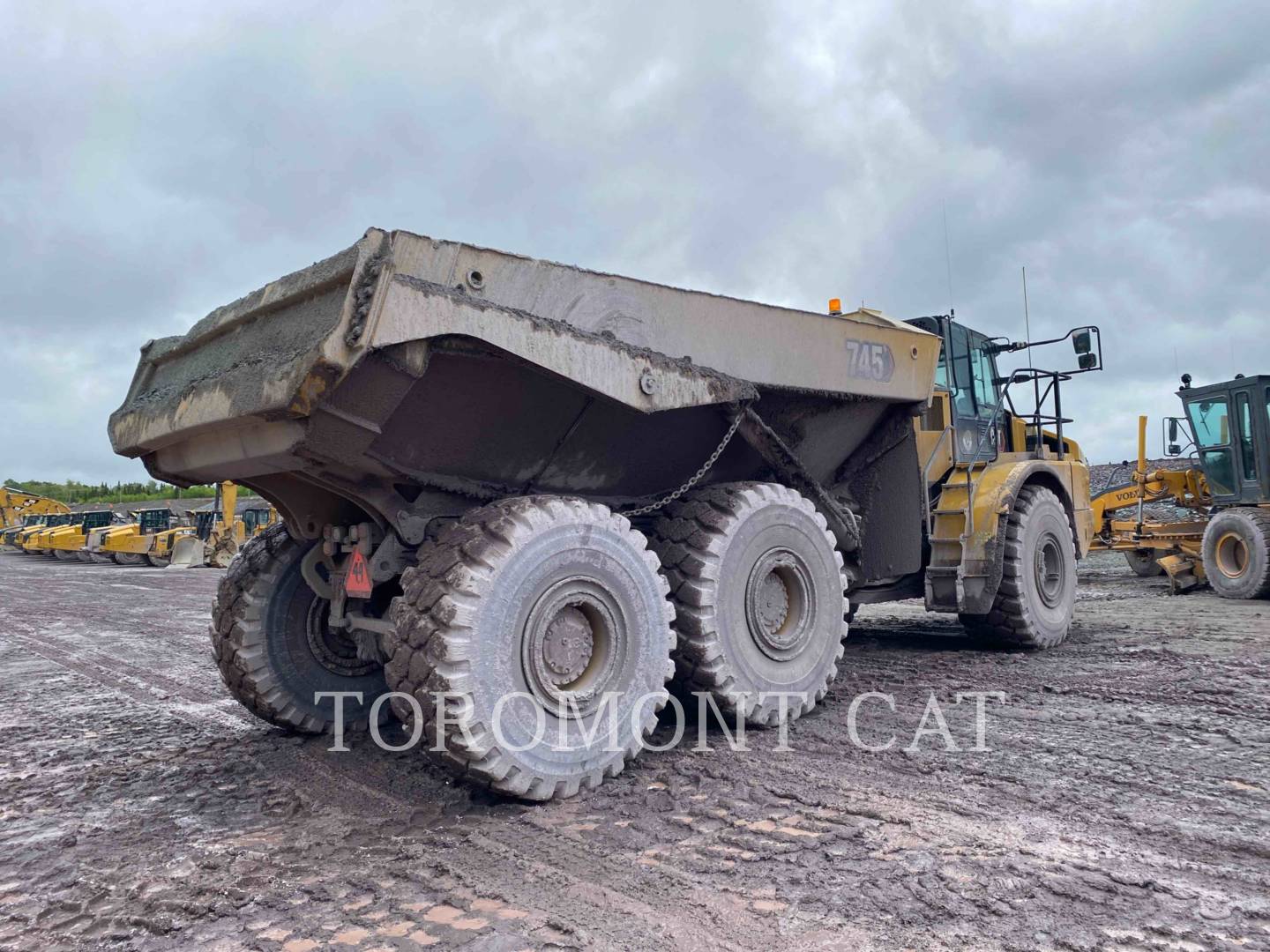 2022 Caterpillar 745-04 Articulated Truck