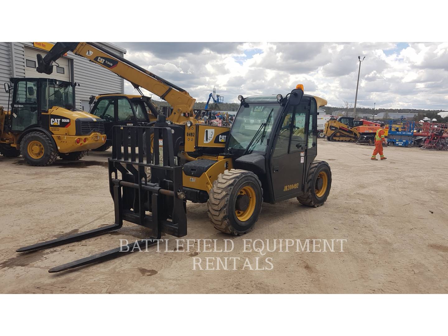 2015 Caterpillar TH255C TeleHandler