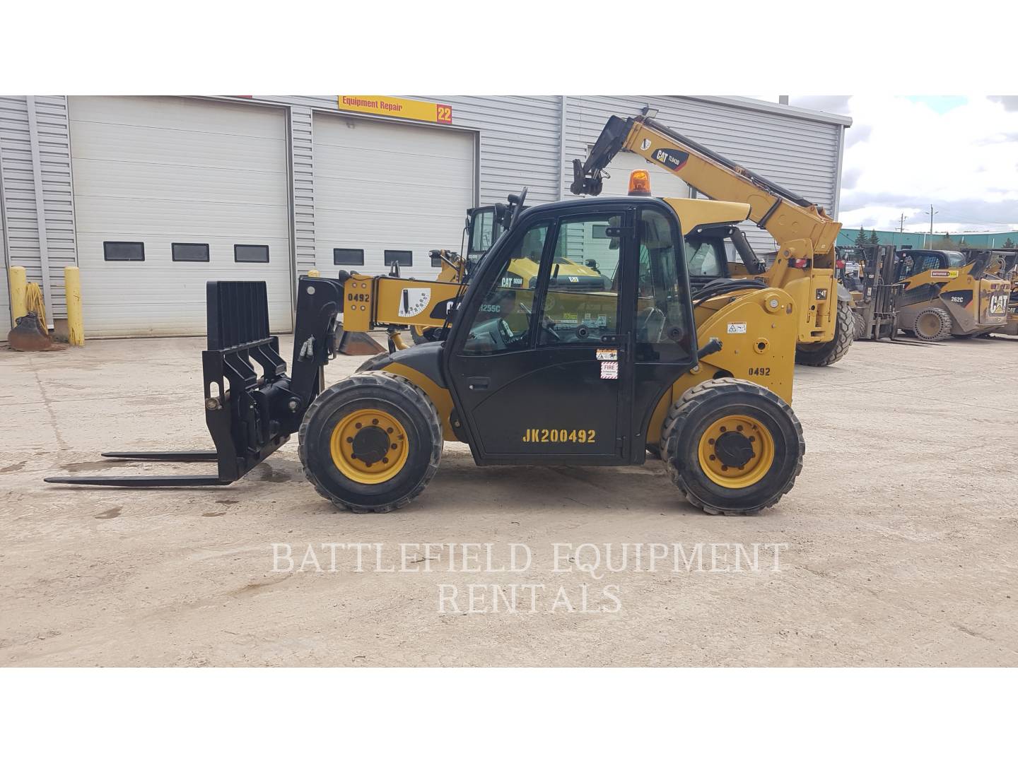 2015 Caterpillar TH255C TeleHandler