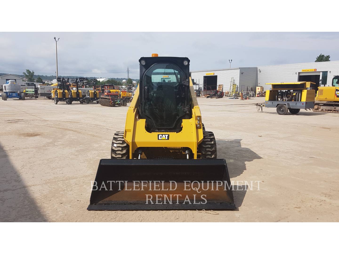 2018 Caterpillar 272D2 Skid Steer Loader