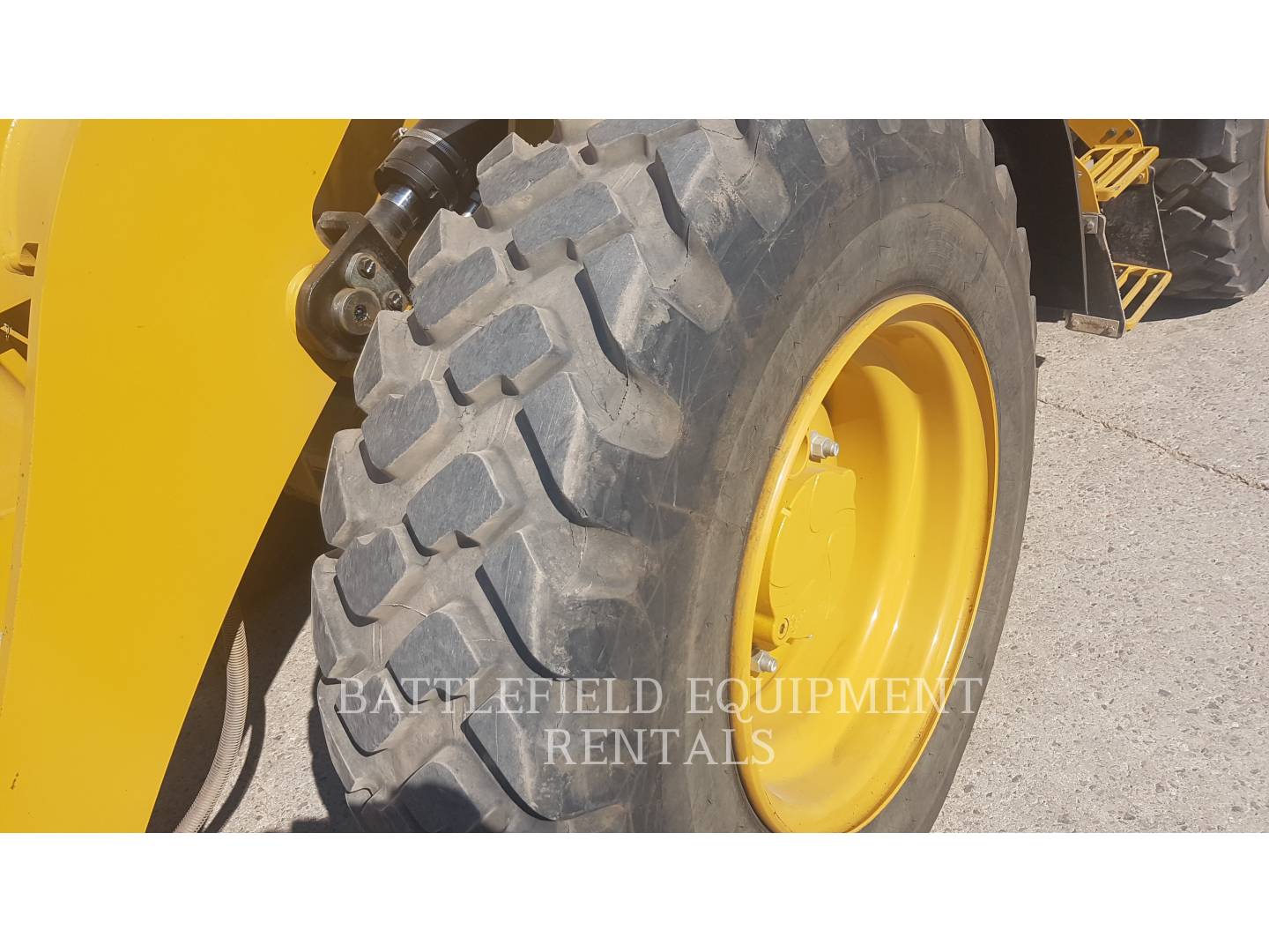 2021 Caterpillar 910 Wheel Loader