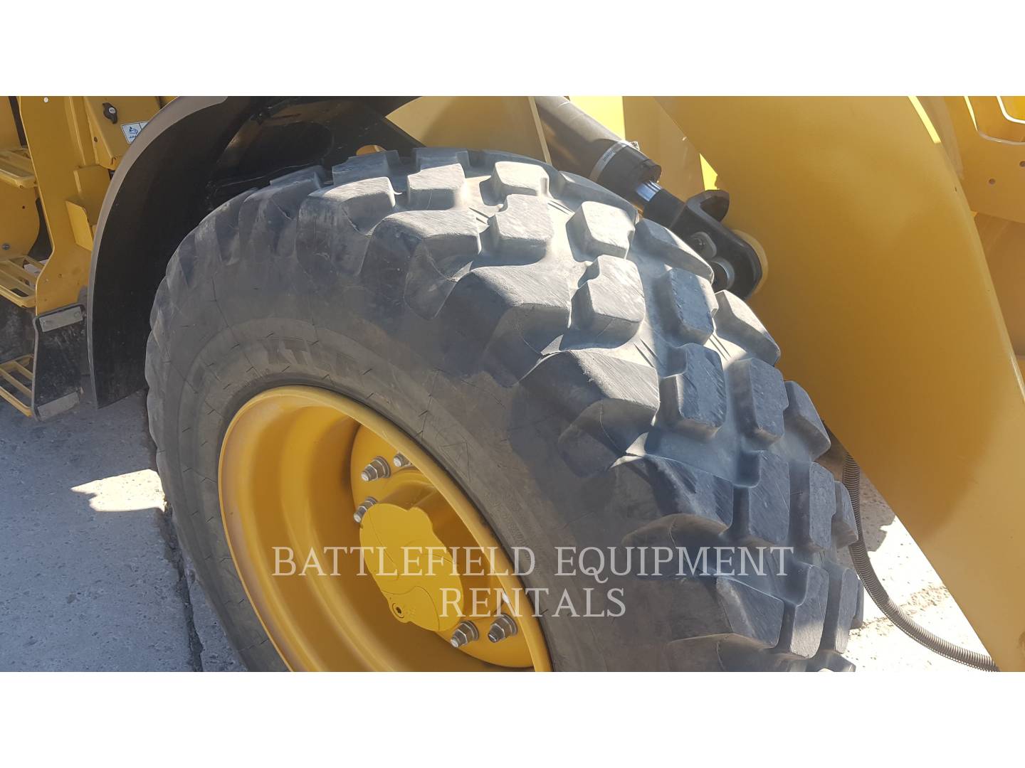 2021 Caterpillar 910 Wheel Loader