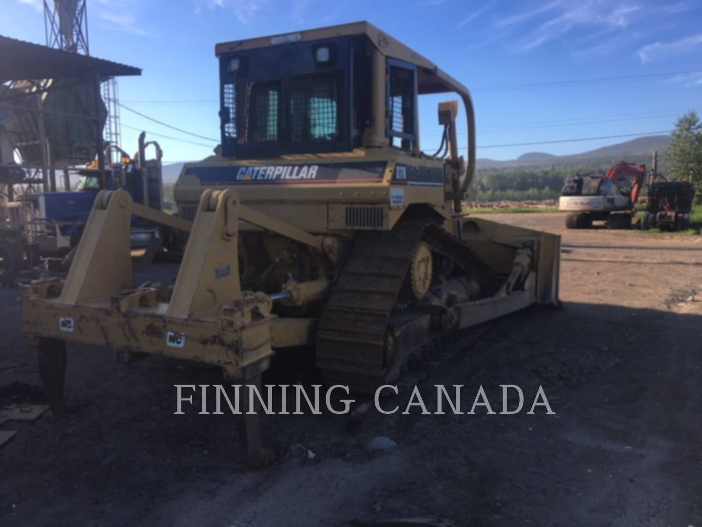 2001 Caterpillar D7R Dozer