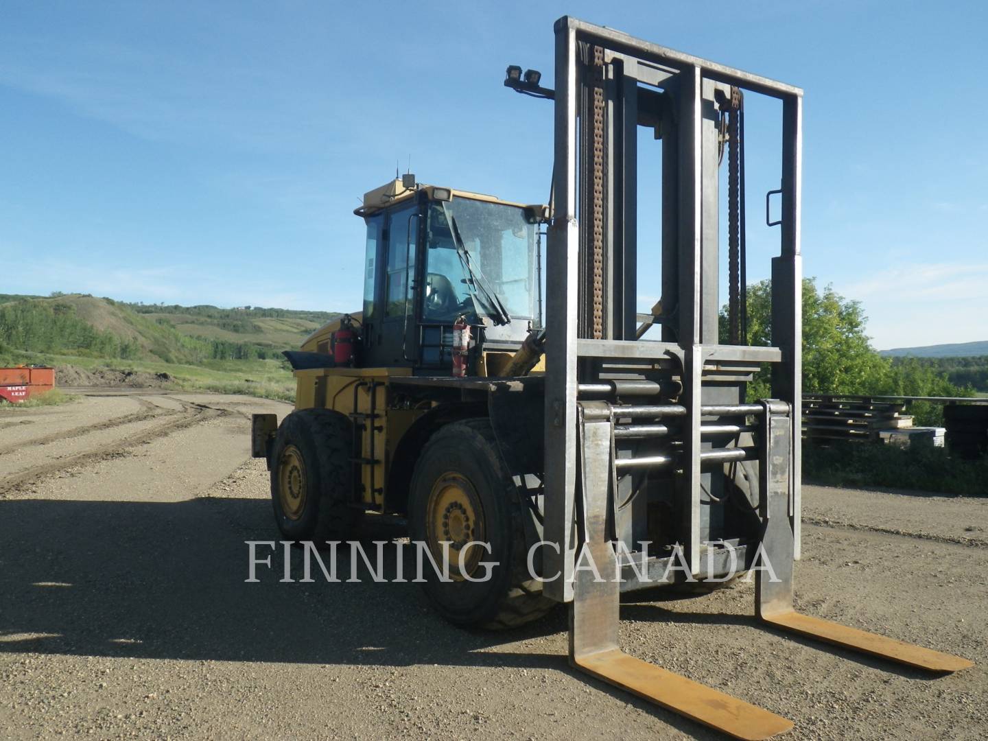 2011 Caterpillar 938H Forklift