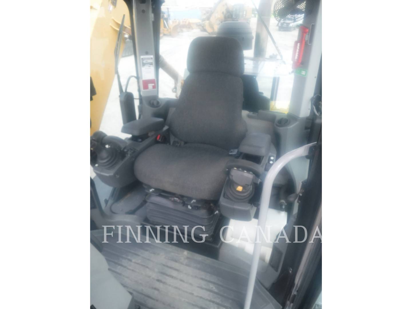 2015 Caterpillar 140MAWD Grader - Road