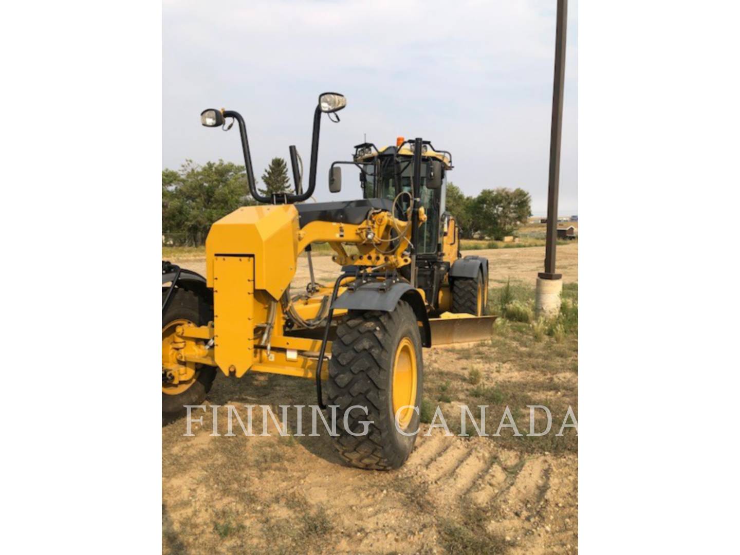 2011 Caterpillar 140M Grader - Road