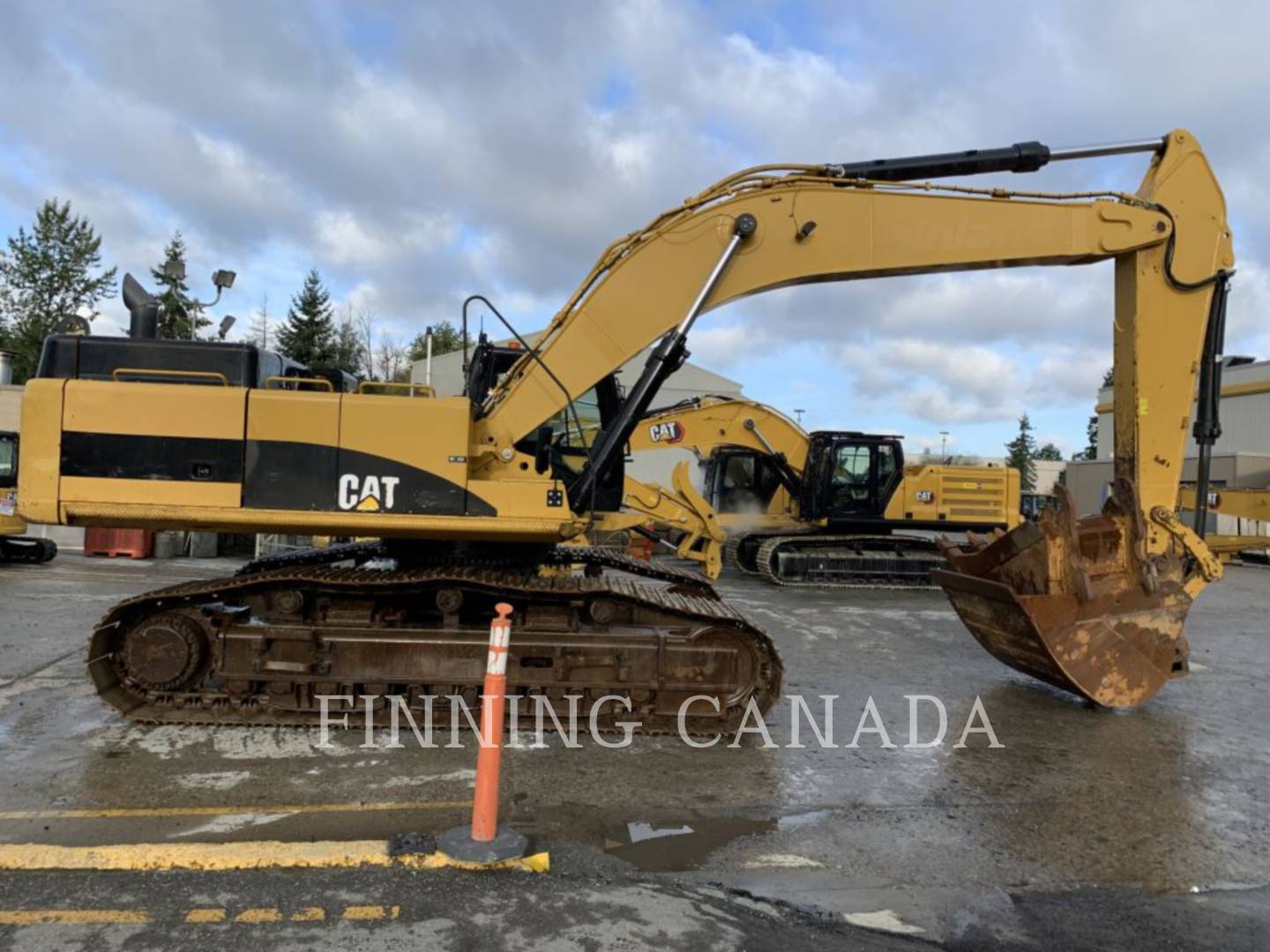 2011 Caterpillar 345DLVG Excavator