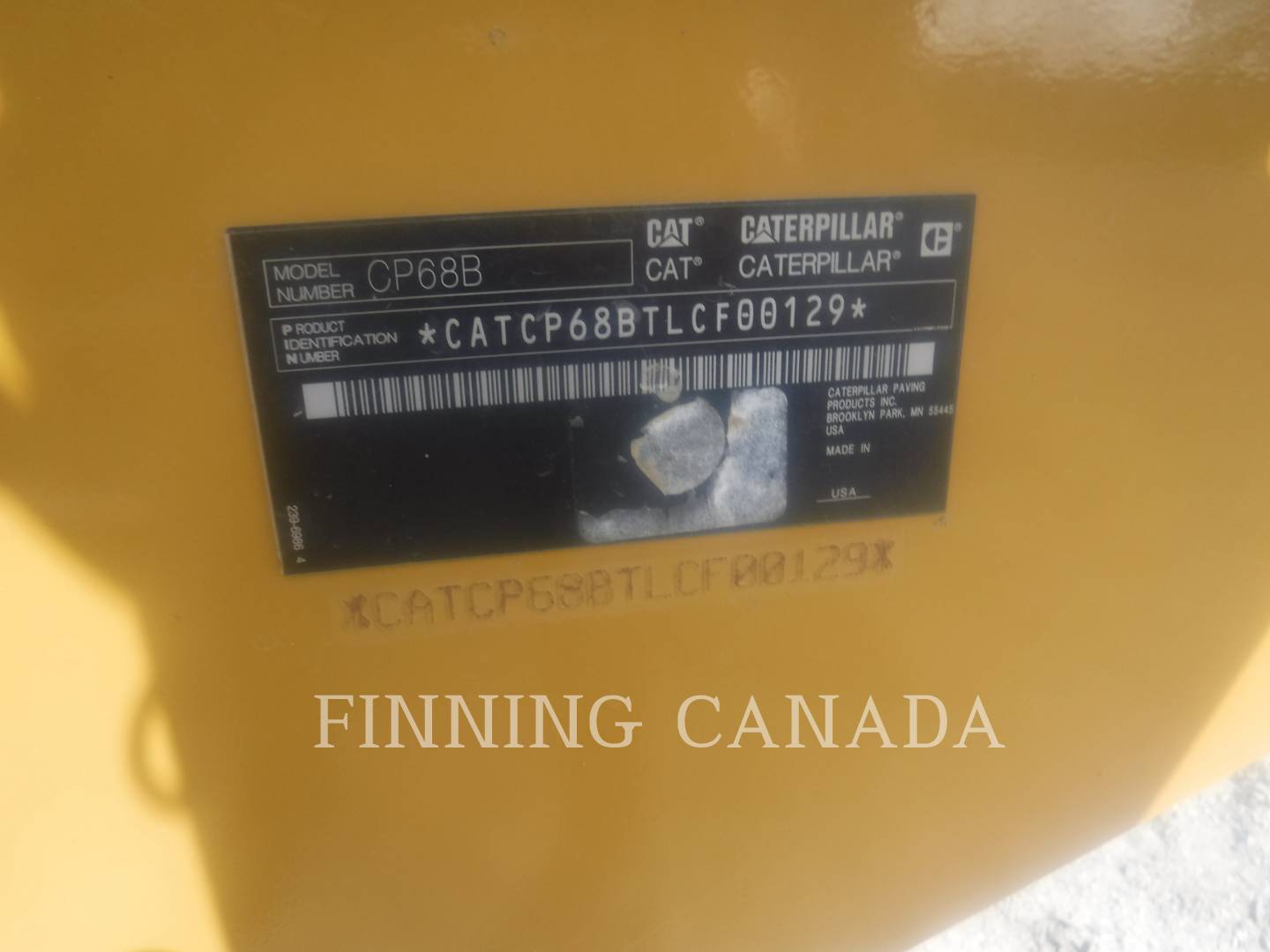 2015 Caterpillar CP68B Vibratory Single