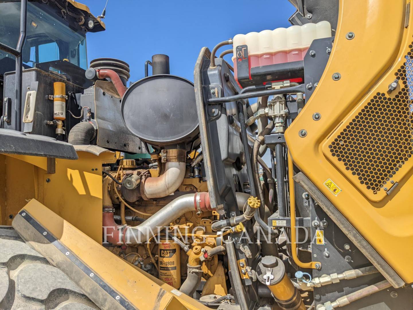 2017 Caterpillar 972M Wheel Loader