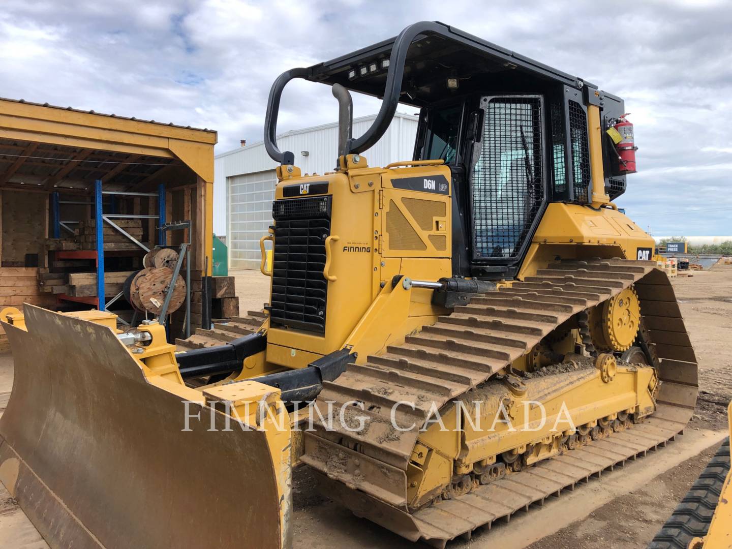 2014 Caterpillar D6N LGP Dozer