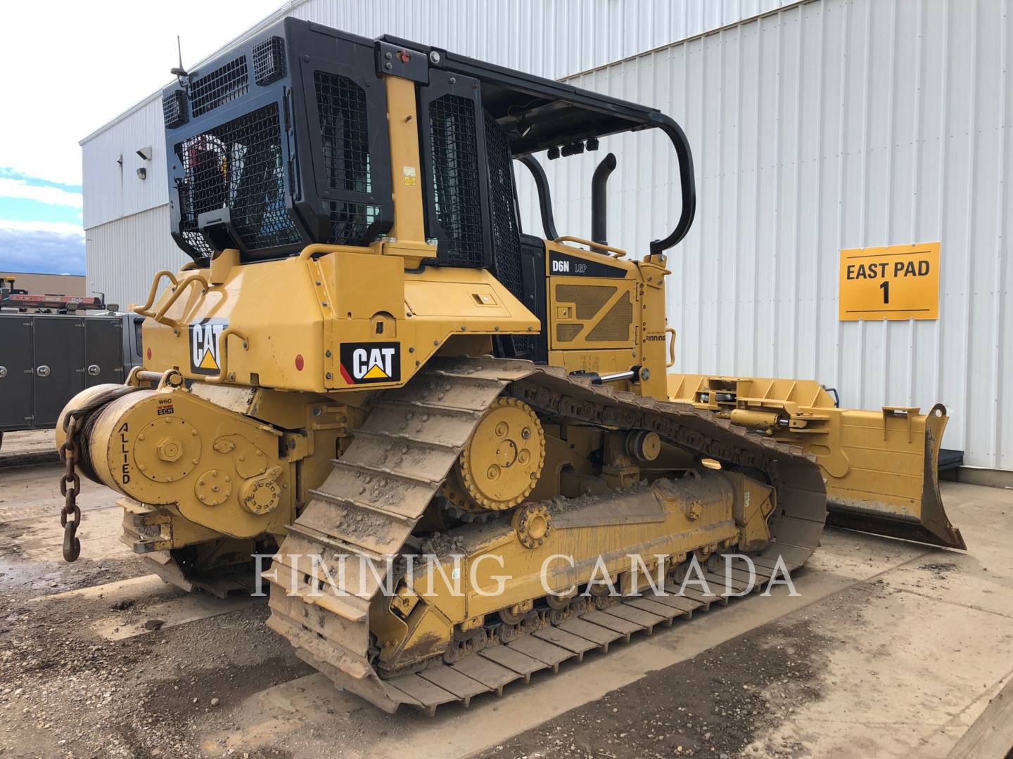 2014 Caterpillar D6N LGP Dozer