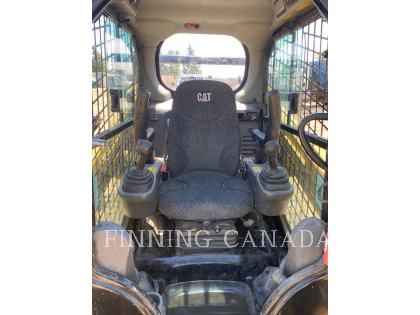 2015 Caterpillar 242D Skid Steer Loader