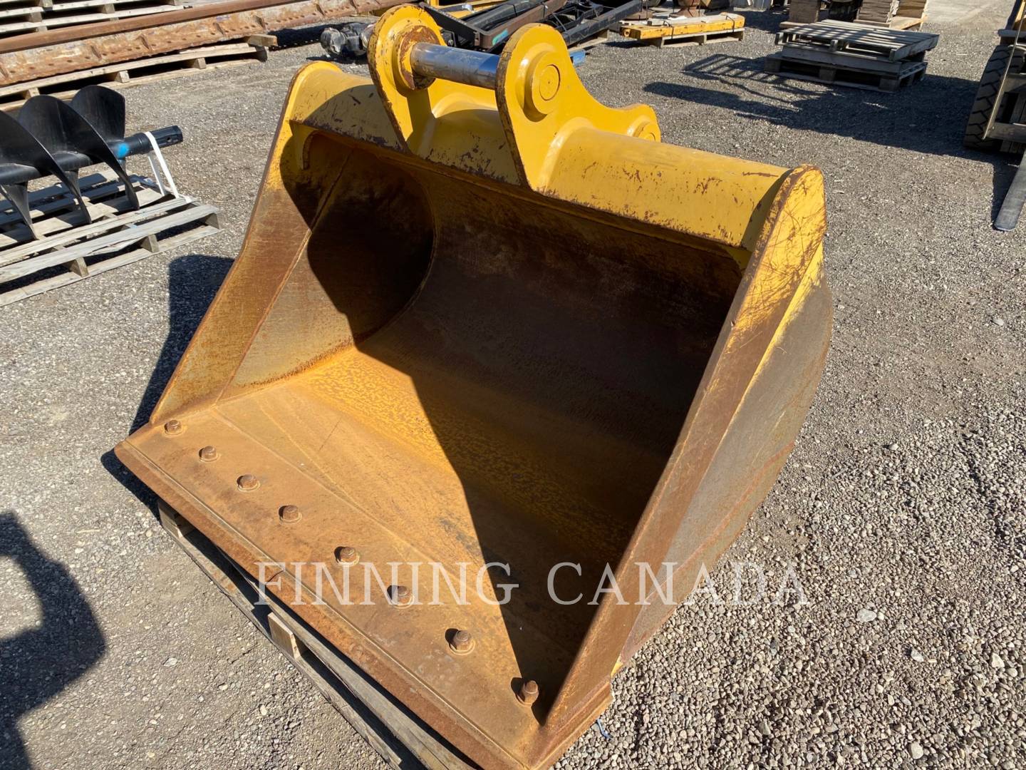 Caterpillar 315 Bucket