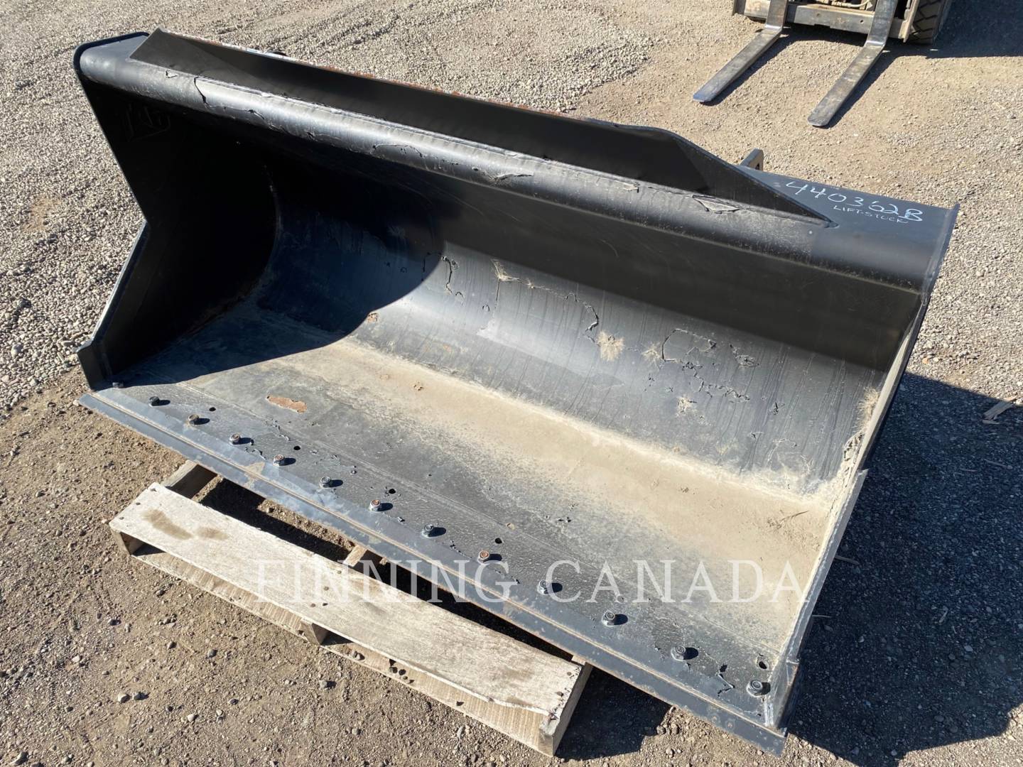 Caterpillar TH255C Bucket