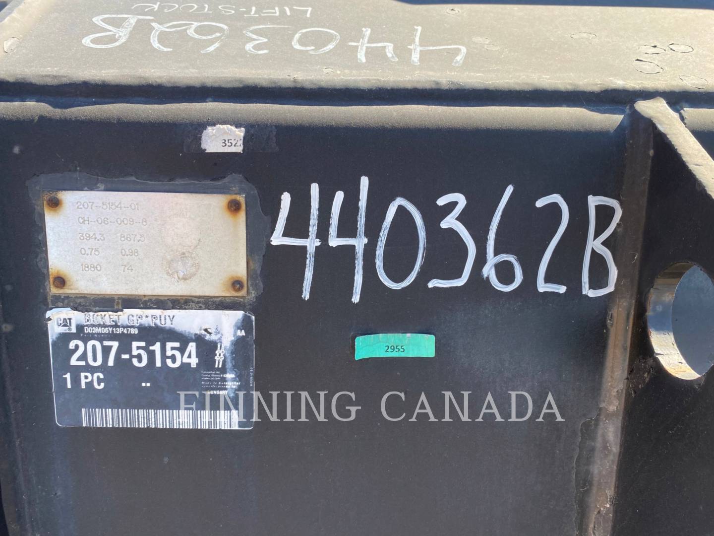 Caterpillar TH255C Bucket