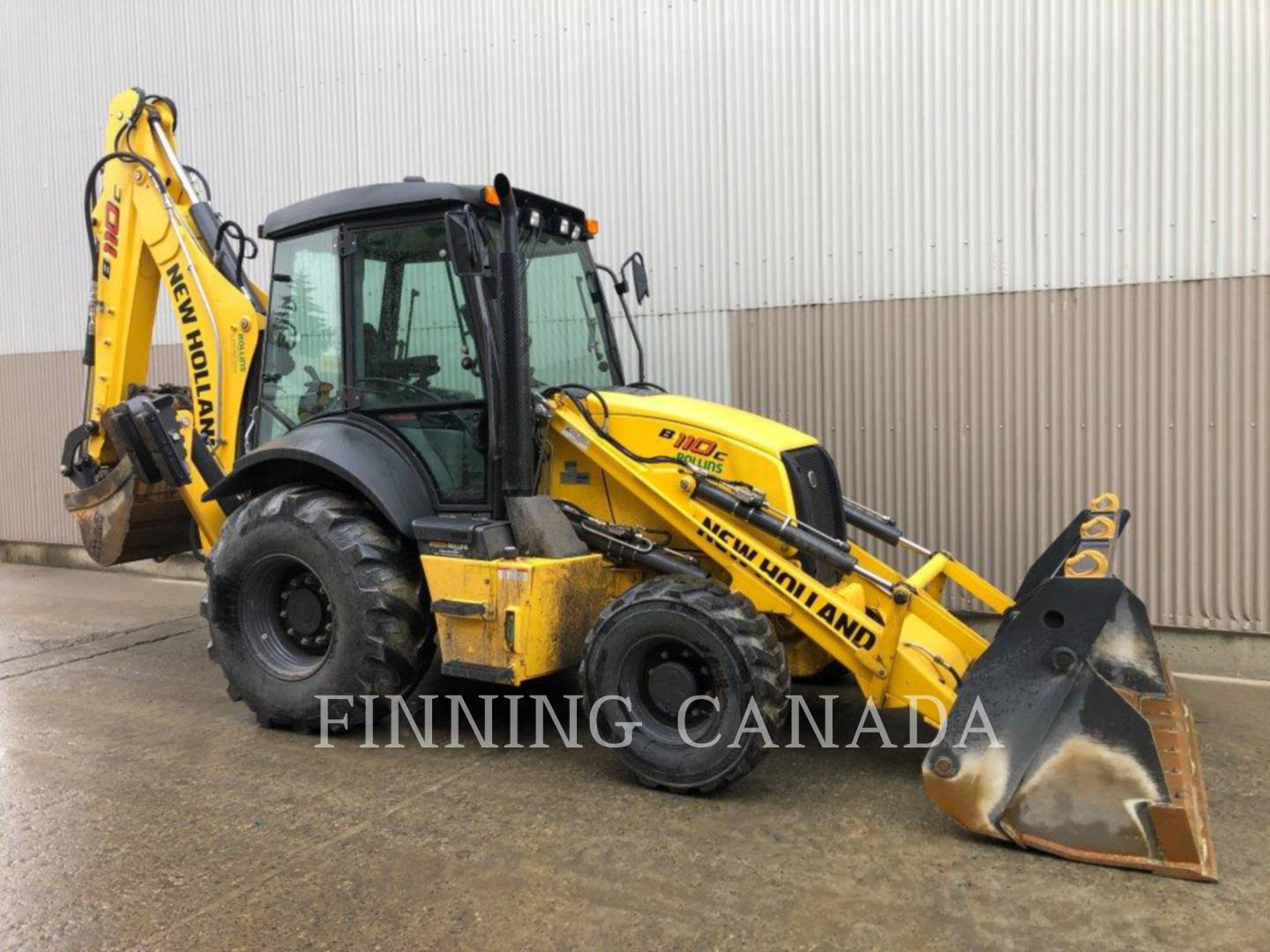 2022 New Holland B110C Tractor Loader Backhoe