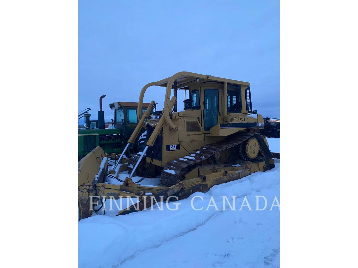 1993 Caterpillar D6H Dozer