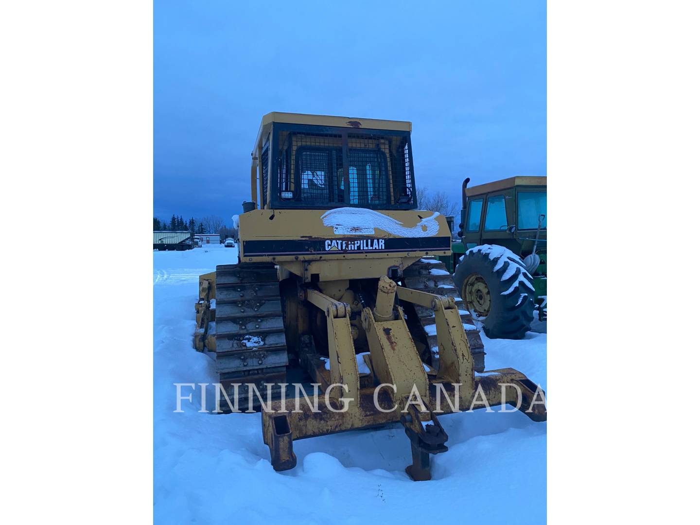 1993 Caterpillar D6H Dozer