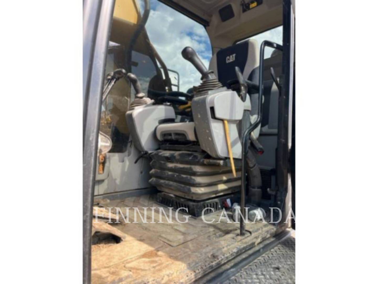 2017 Caterpillar 330F Excavator