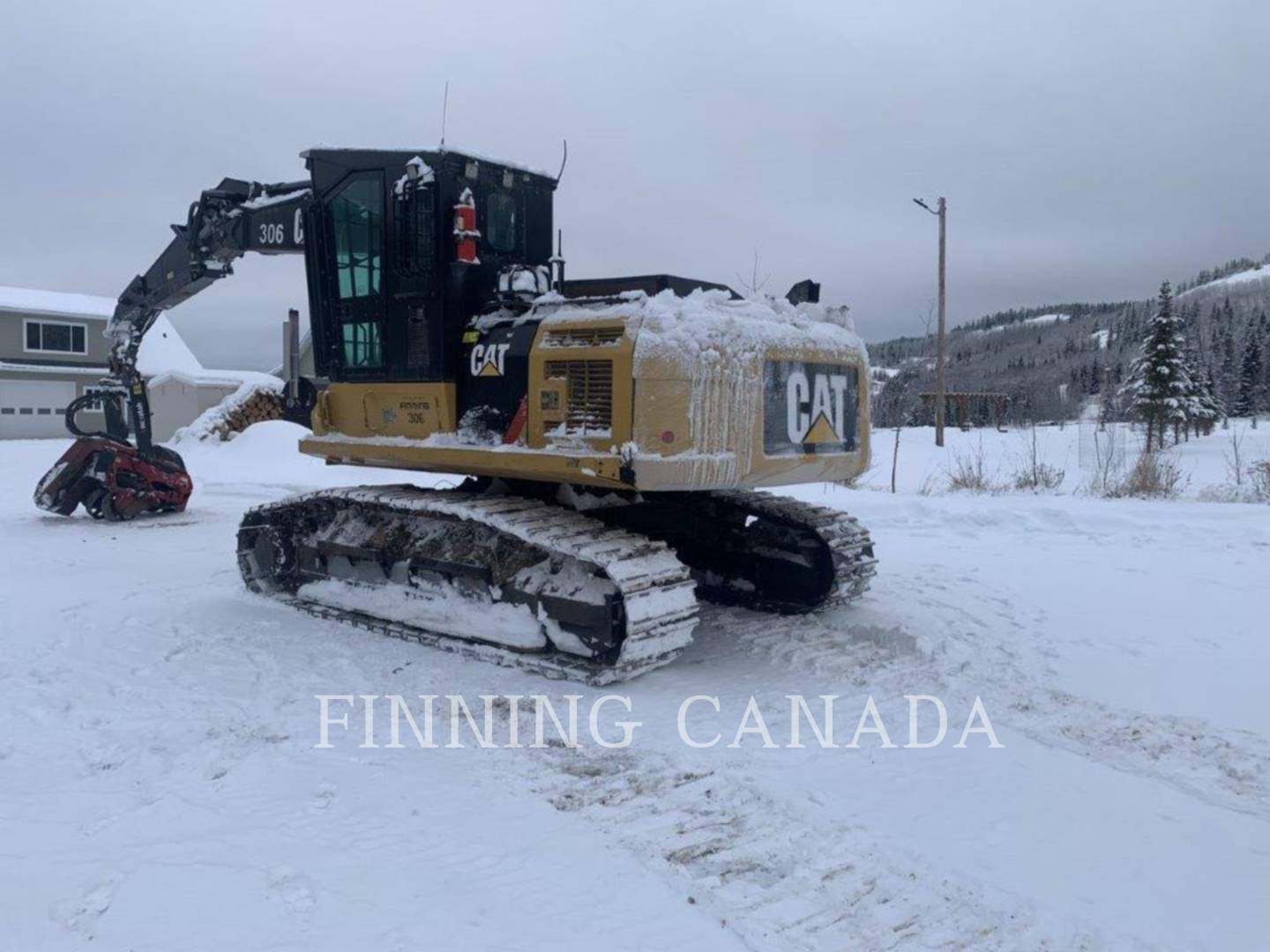 2016 Caterpillar 320D2 Excavator