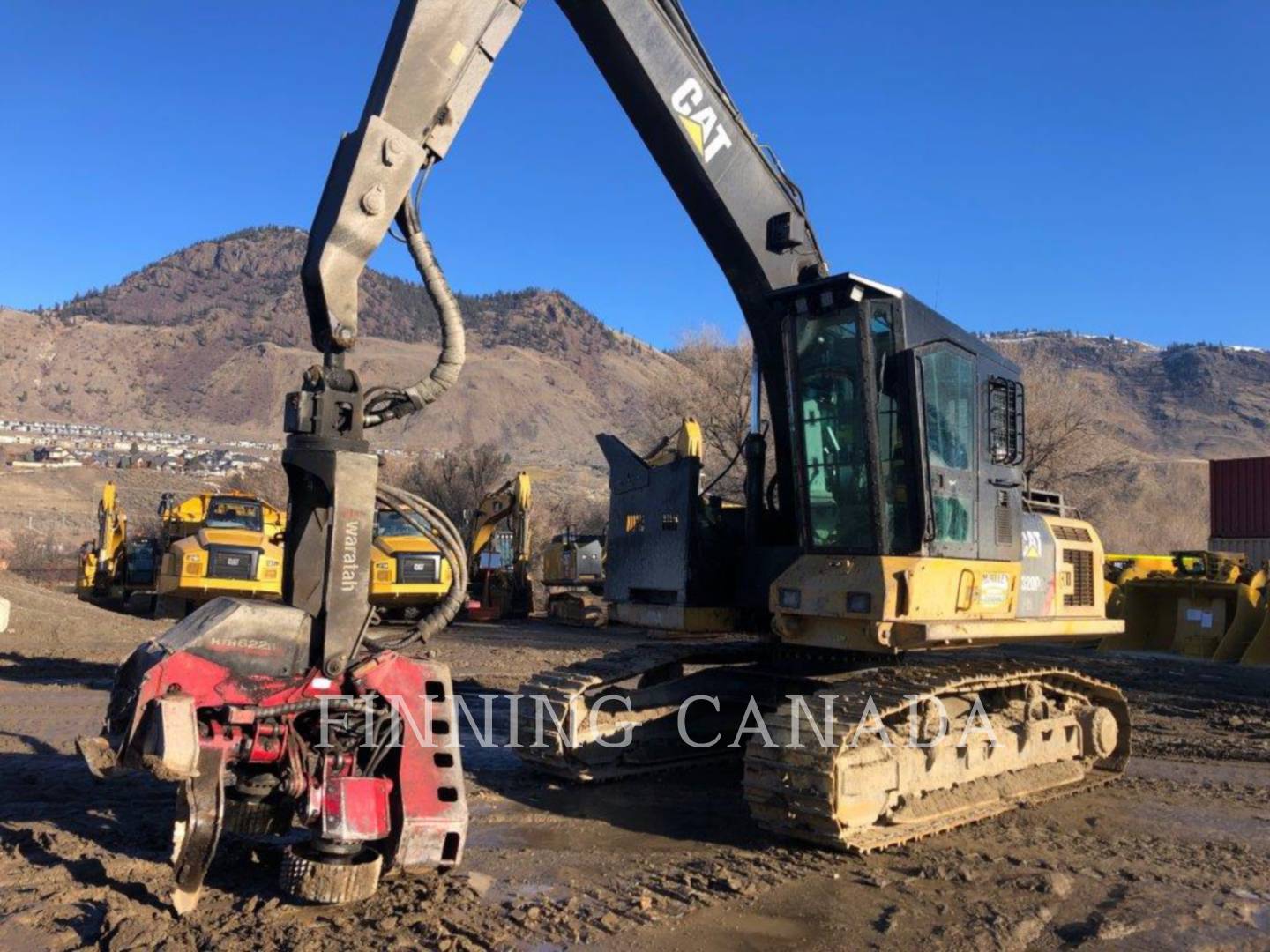 2016 Caterpillar 320D2 FM Misc