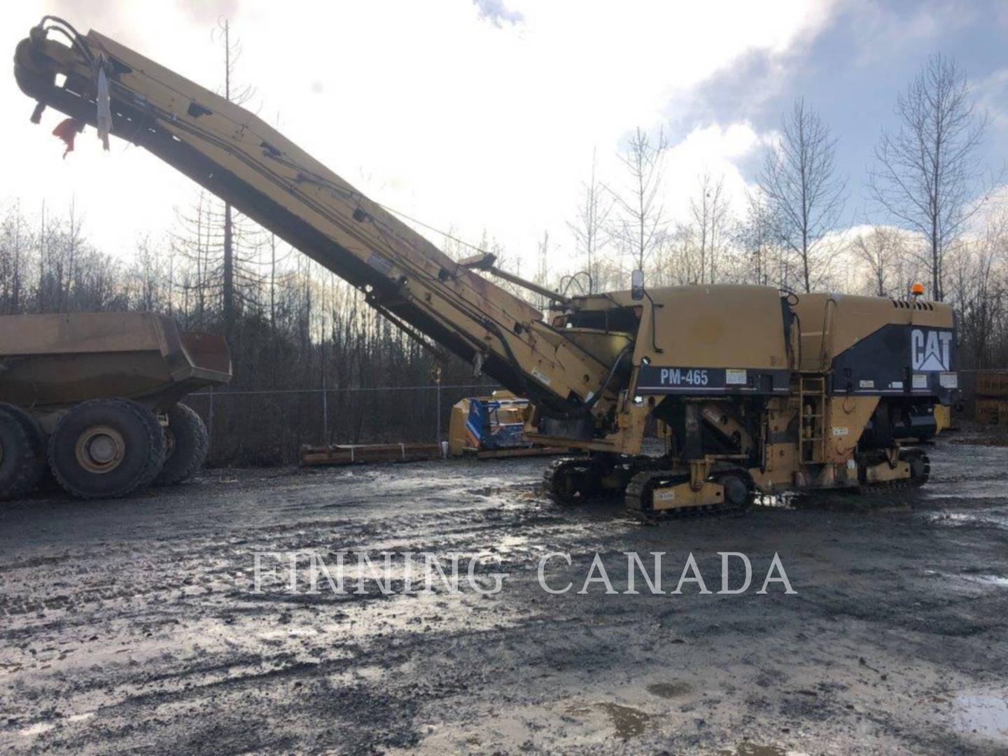 1998 Caterpillar PM-465 Paver