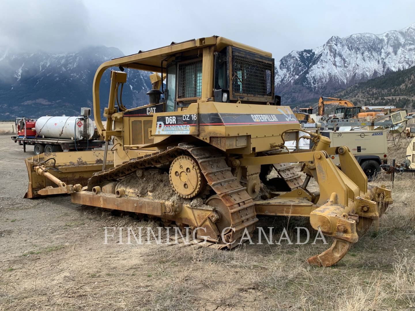 1997 Caterpillar D6R Dozer