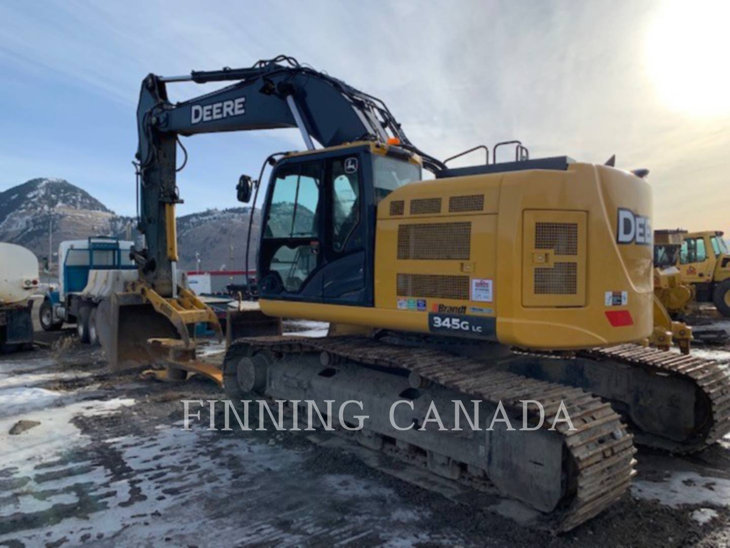 2018 John Deere 345G LC Excavator