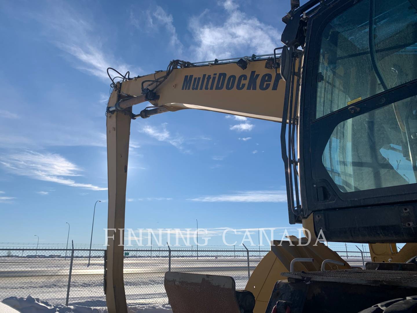 2020 Caterpillar CH 600 MULTI DOCKER Misc