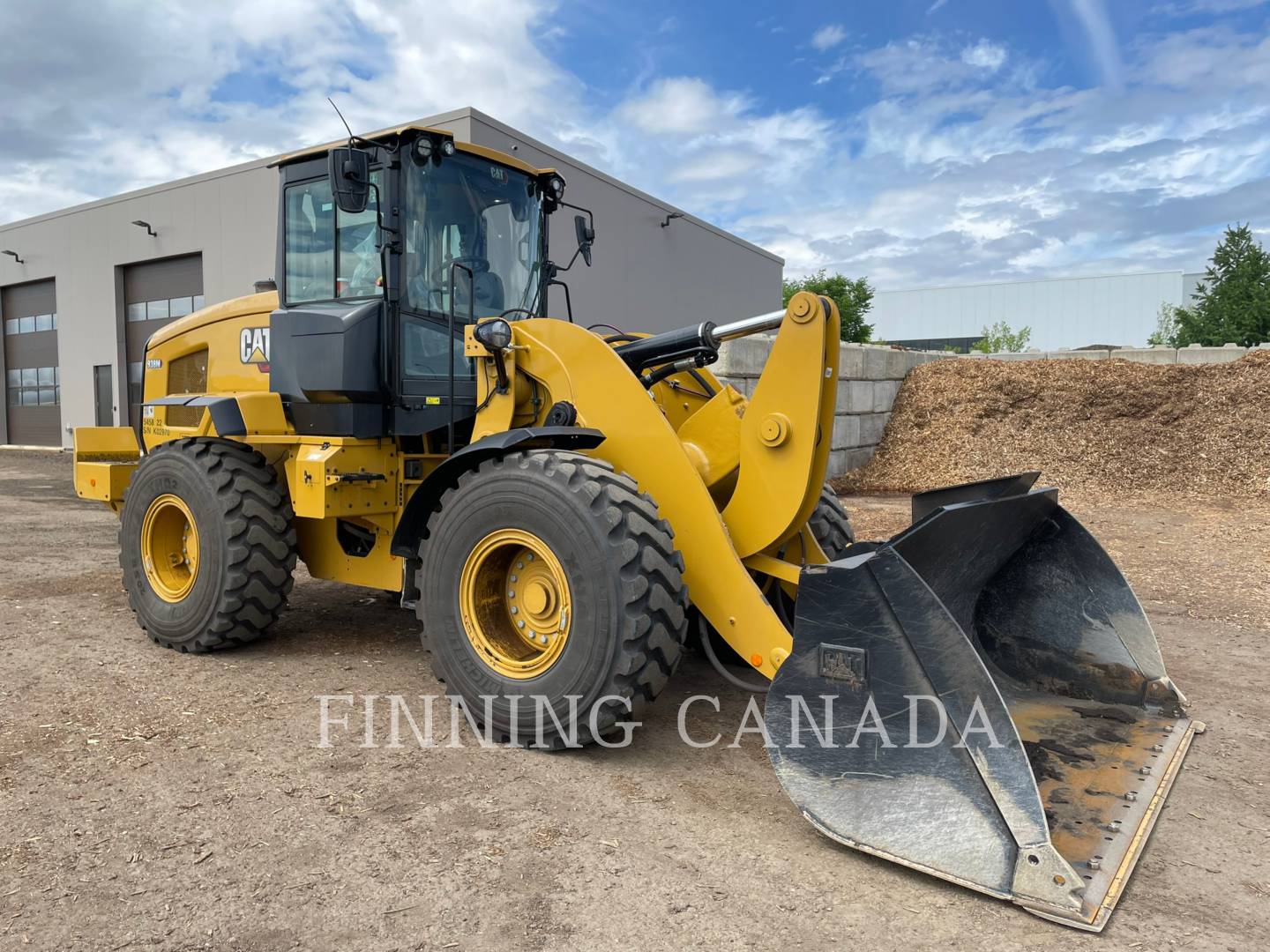 2023 Caterpillar 938M Wheel Loader