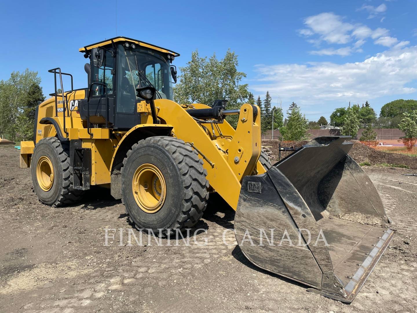 2022 Caterpillar 950M Wheel Loader