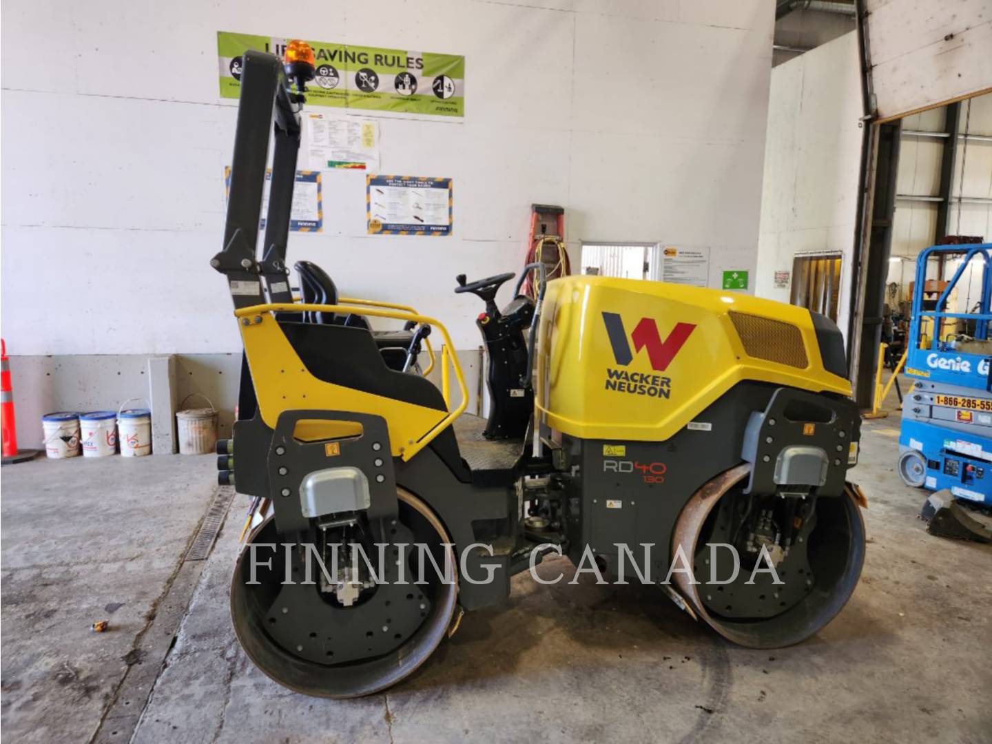 2022 Wacker Neuson WACRD40-130 Compactor