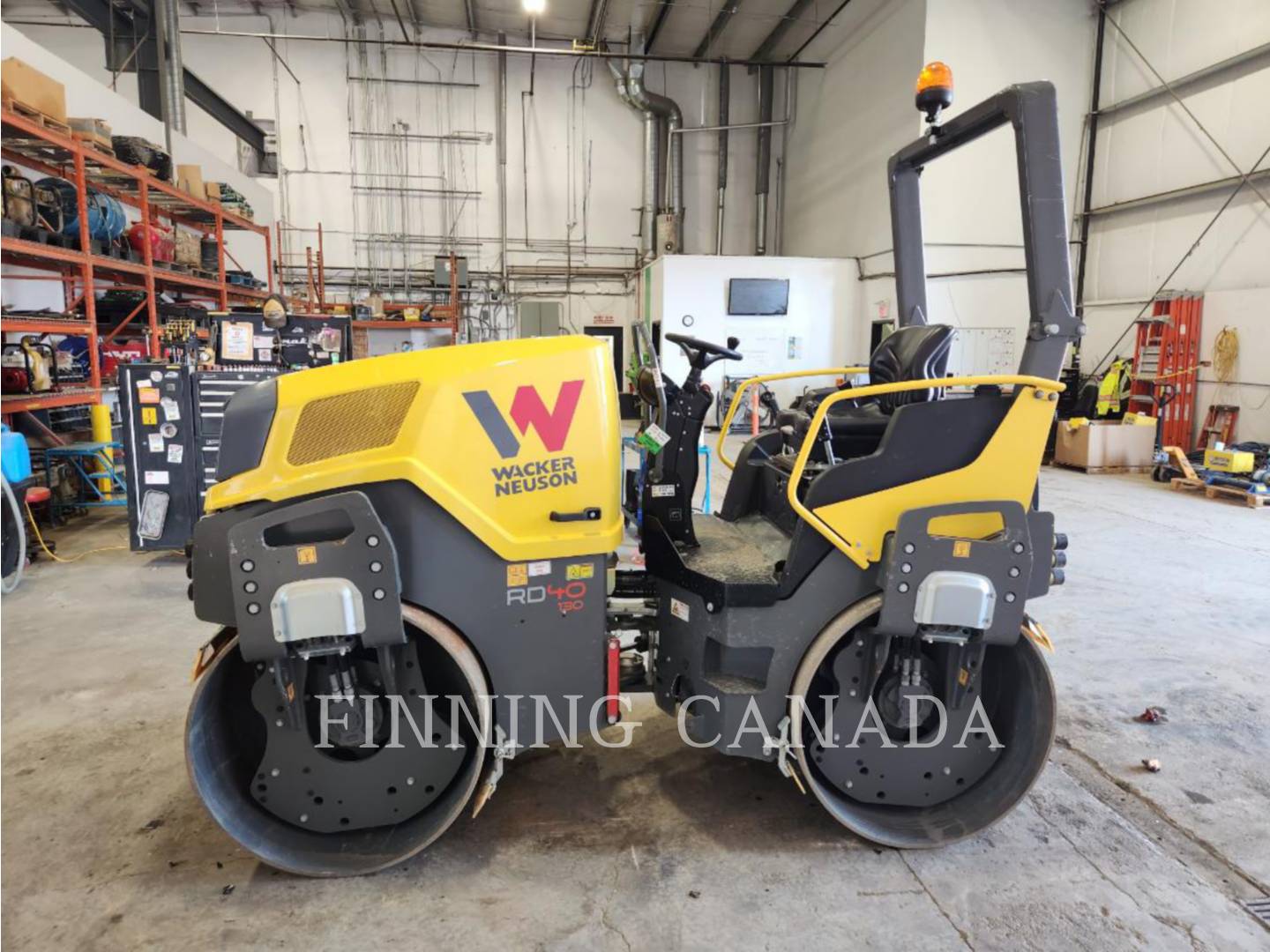 2022 Wacker Neuson WACRD40-130 Compactor