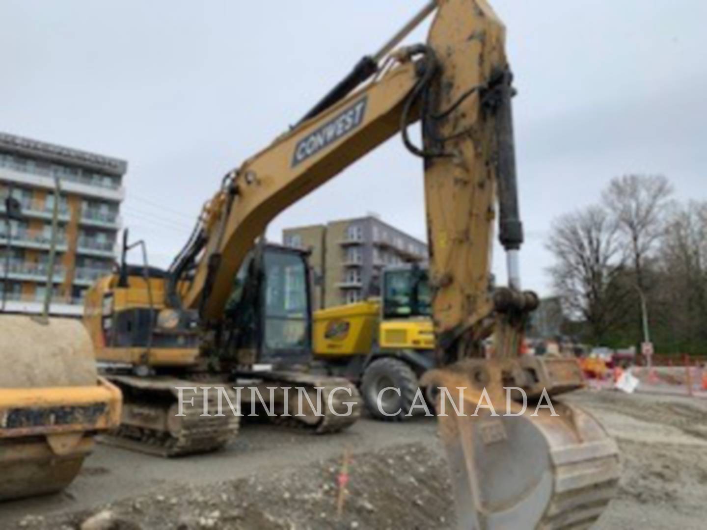 2015 Caterpillar 320 Excavator