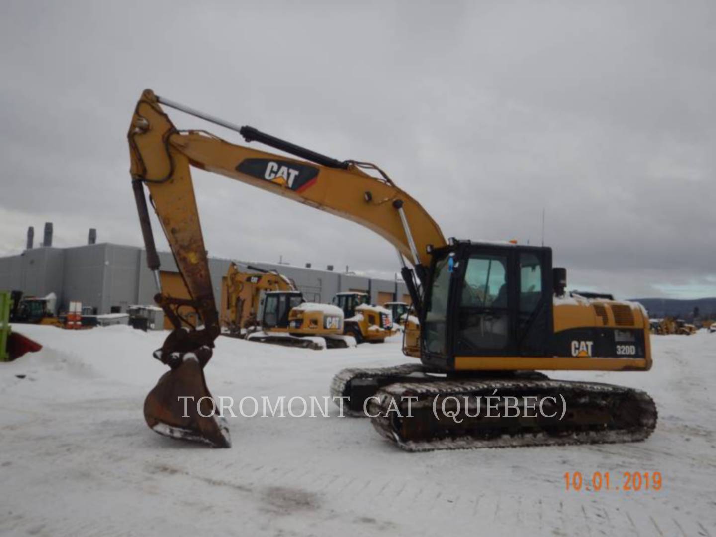 2014 Caterpillar 320DL Excavator