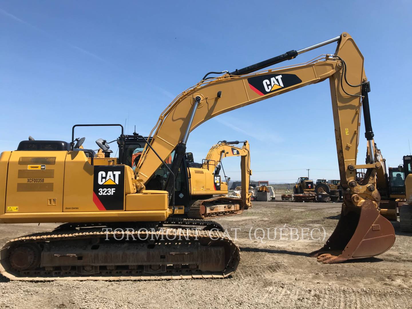 2015 Caterpillar 323FL Excavator