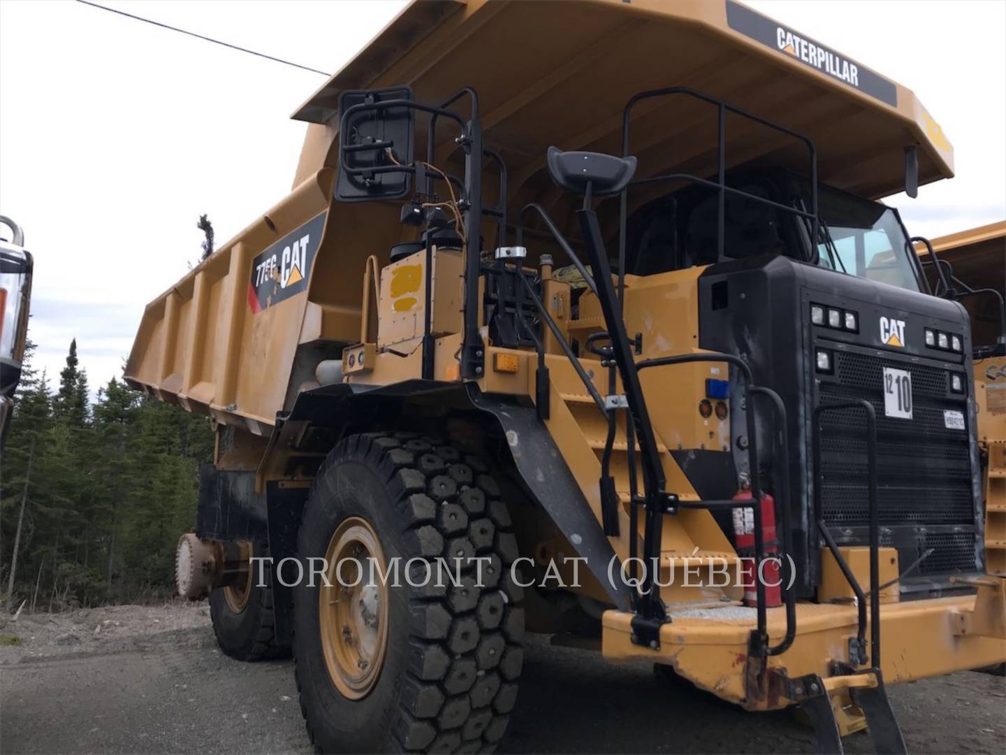 2017 Caterpillar 775G Truck