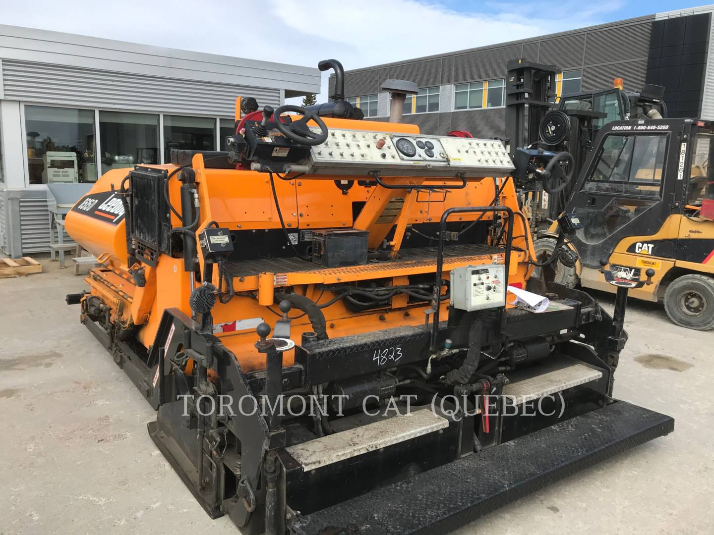 2017 LeeBoy 8515E Paver