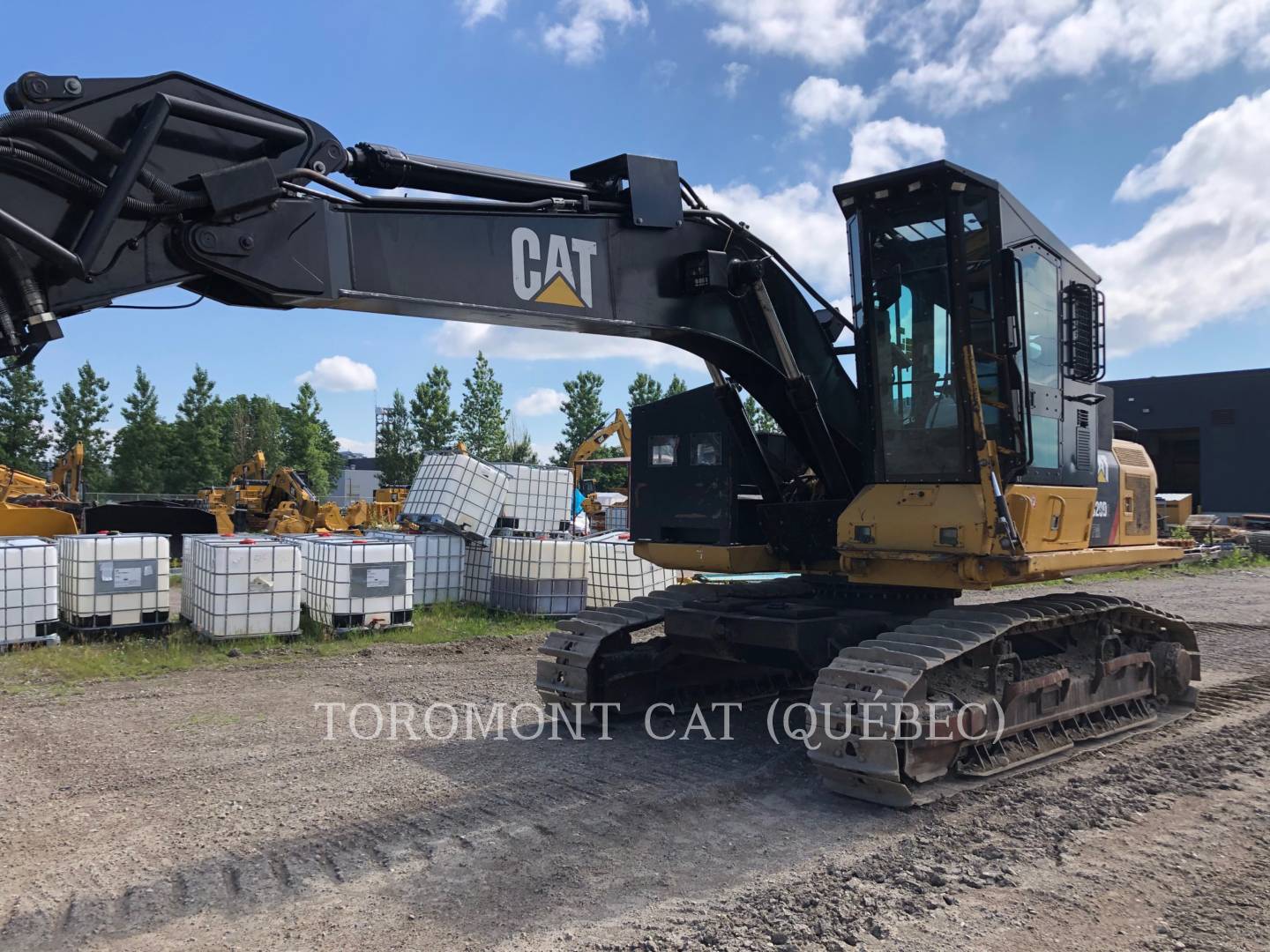 2015 Caterpillar 320D2FMGF Misc