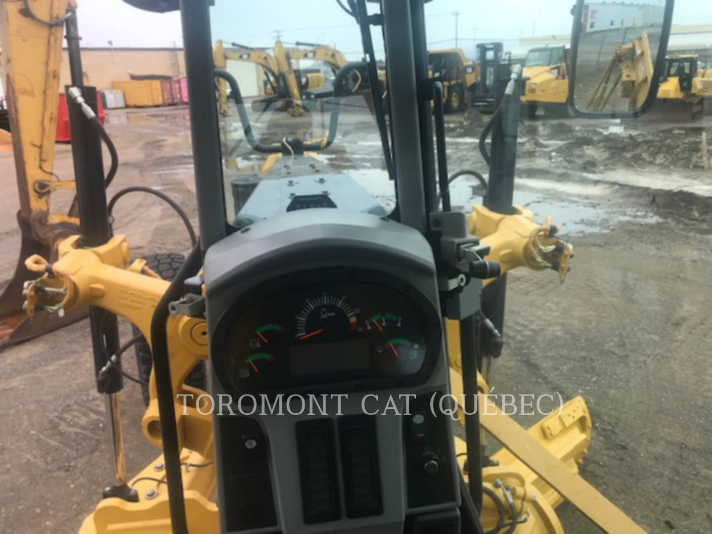 2016 Caterpillar 14M Grader - Road