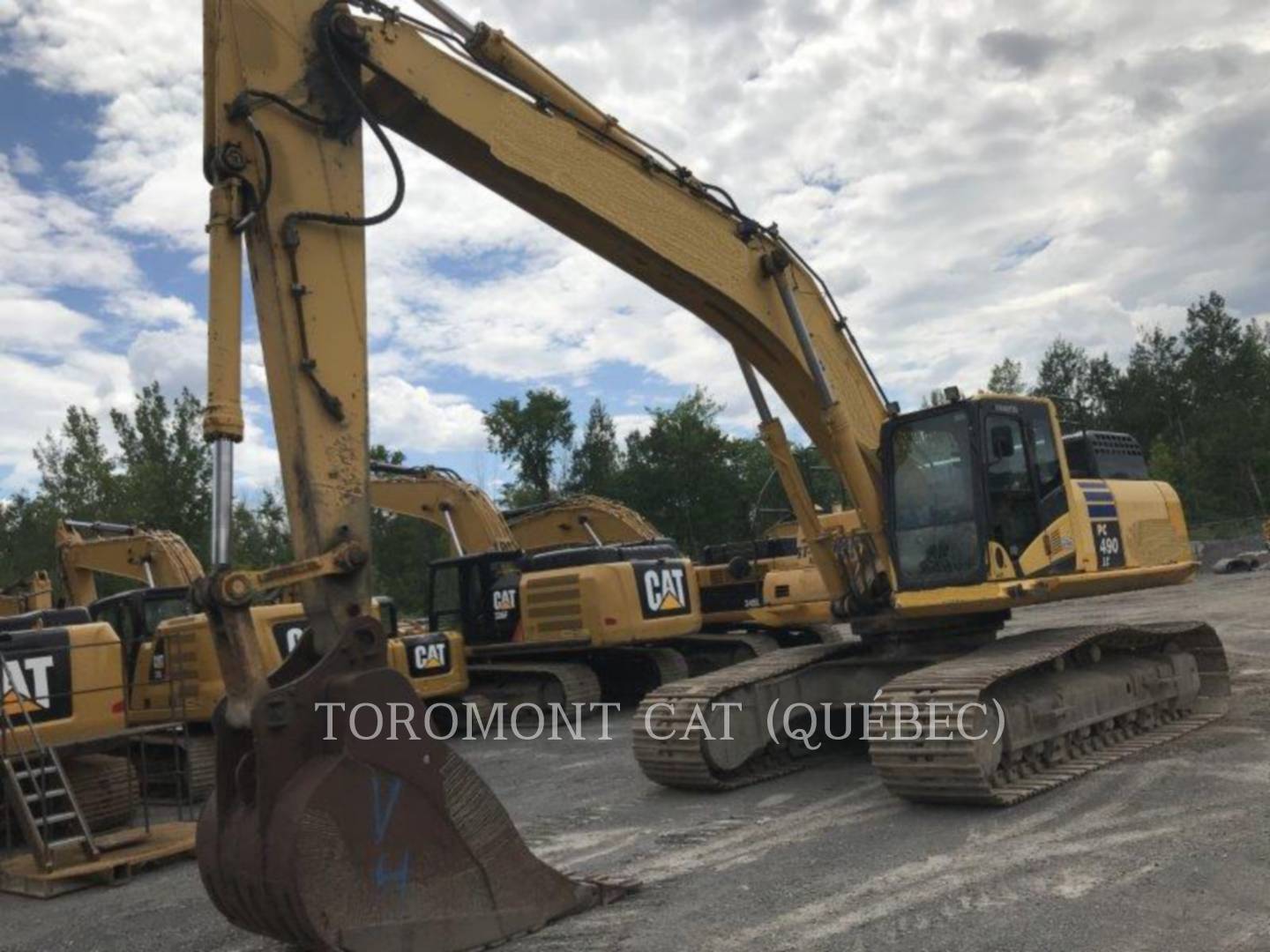 2014 Komatsu PC490LC10 Excavator