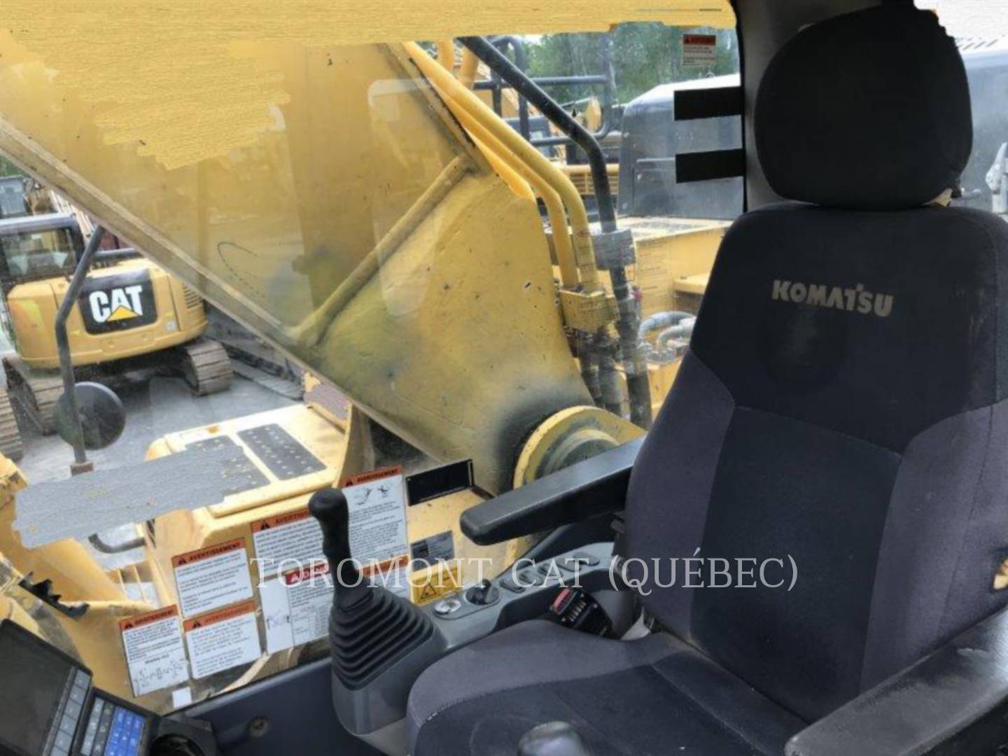 2014 Komatsu PC490LC10 Excavator